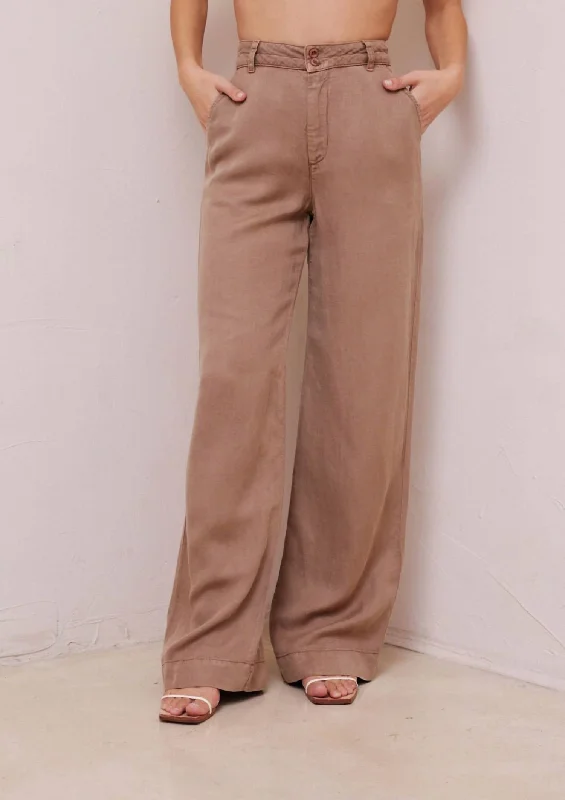 Designer cocktail dresses on sale-Clean Hem High Waist Pants In Mocha Chocolate