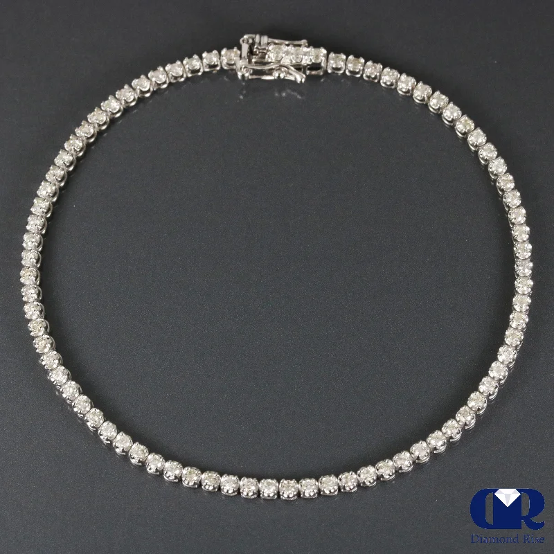 Trendy layered jewelry sets-Natural 1.00 Carat Round Cut Diamond Tennis Bracelet In 14K White Gold 7"