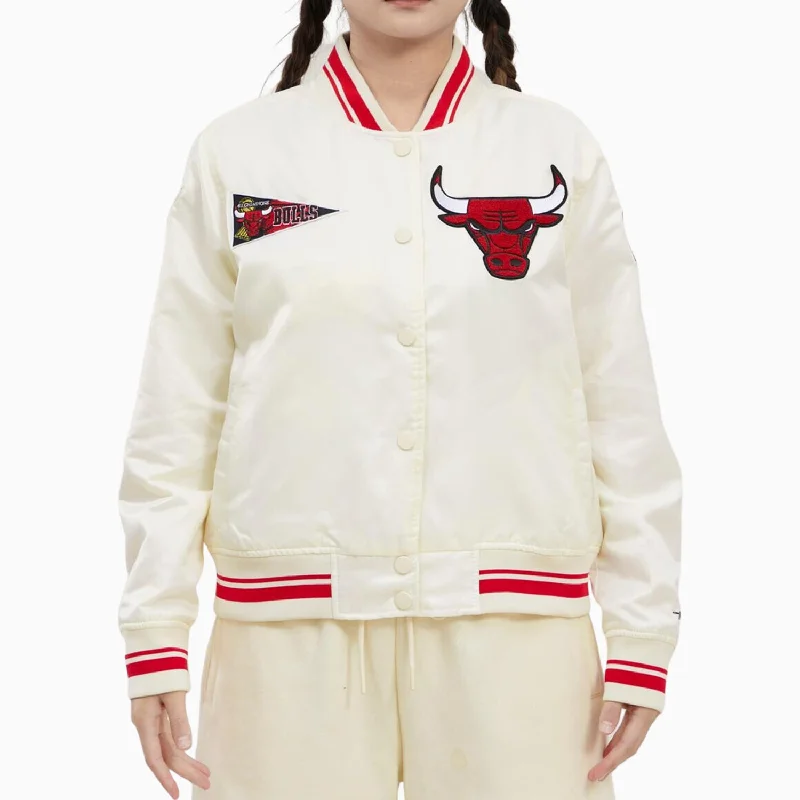 Vintage polka dot skirts-Women's Chicago Bulls NBA Retro Rib Satin Jacket