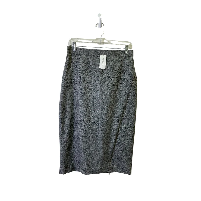 Affordable boho pants for women-Skirt Midi By Banana Republic In Grey, Size:8