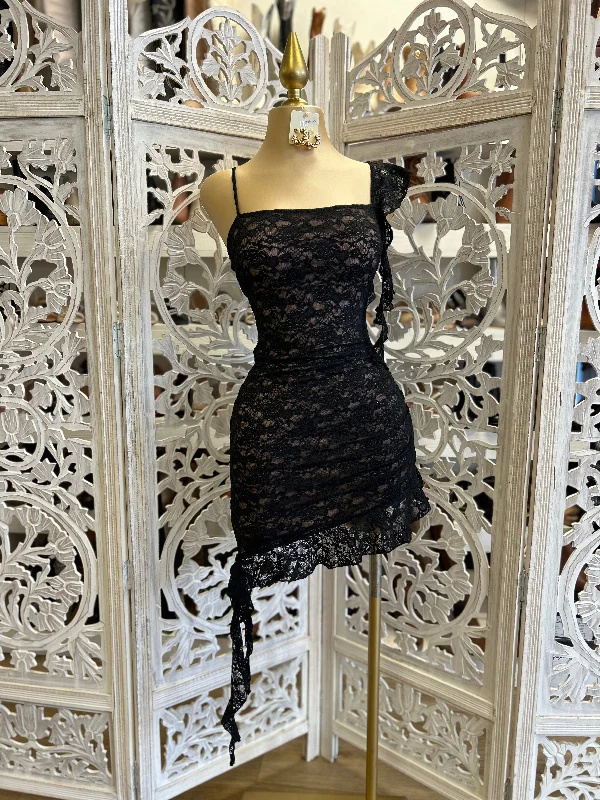 Luxury evening dresses with sequins-Black Lace Ruffle Sleeve Dress- Stretchy